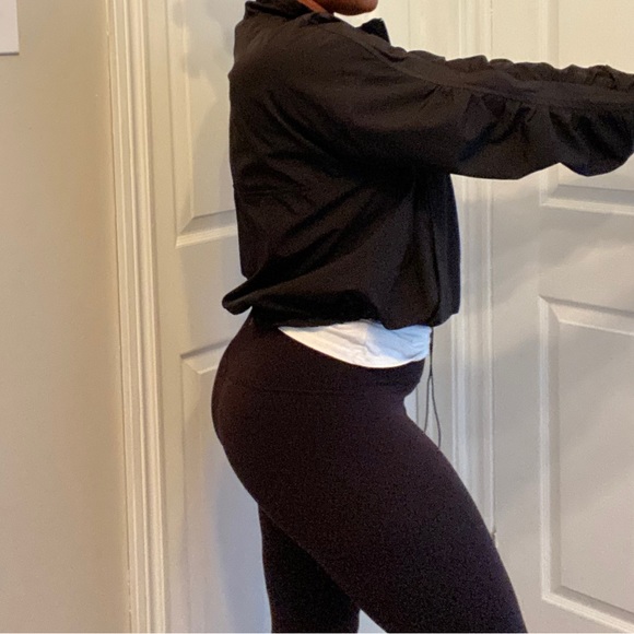 Calvin Klein Performance WindBreaker - Picture 7 of 9